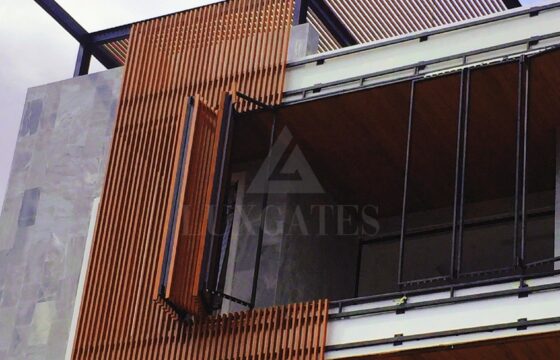 Khung Sắt Bảo Vệ